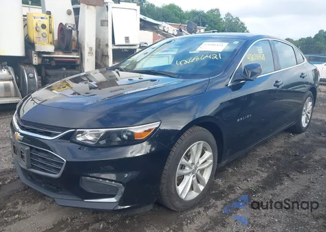 2018 Chevrolet Malibu Lt z USA, uszkodzony, nr VIN 1G1ZD5ST0JF258283